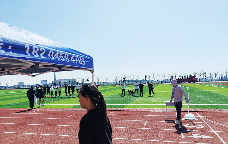 体育中考1000米长跑